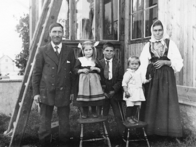 1919 Familjen Hallin
