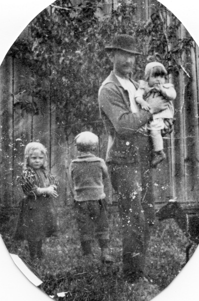 1924 Familjen Resar Anders (Niså)