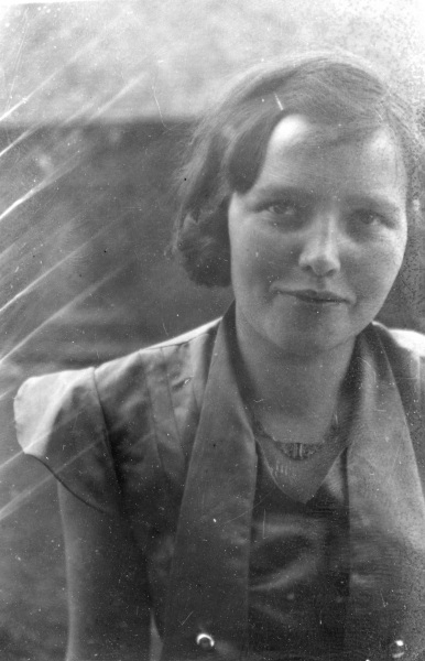 1933 Stina Häll