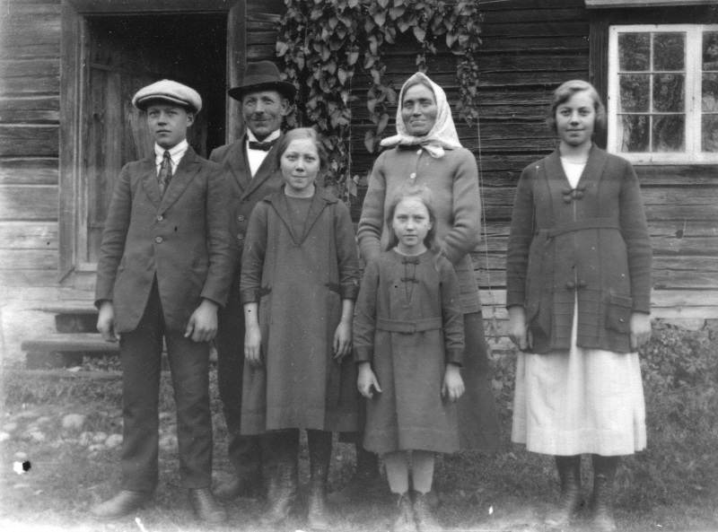 1924 Håll Nils Matsson´s familj
