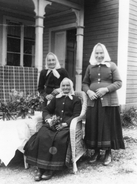 1931 Margit, Anna och Kisti