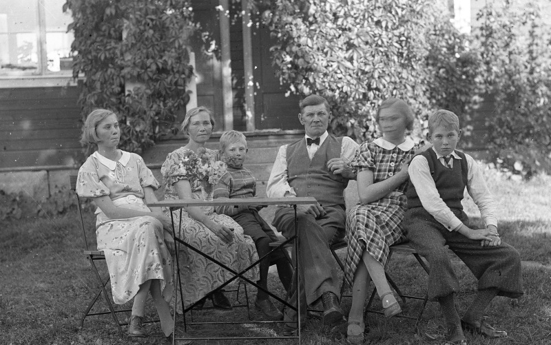 Mås Anders Jönsson med familj