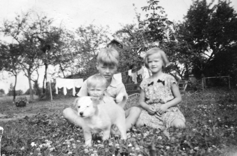 Holger, Anna-Lisa och Per 1949