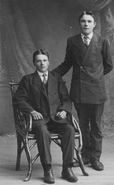 Lars Åman och Broman 1911
