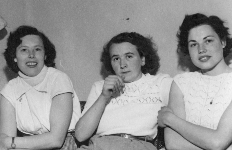 Rut, Viola och Karin 1952